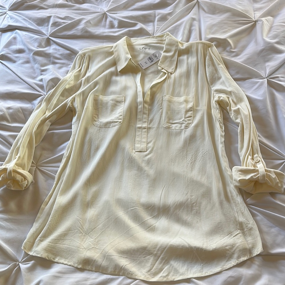 Loft Collared Blouse with Long Sleeves that Roll Up (M) NWT